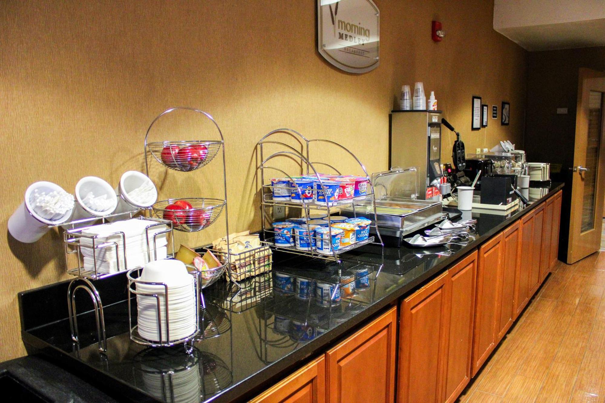 Sleep Inn & Suites Conference Center Eau Claire North Union Zewnętrze zdjęcie